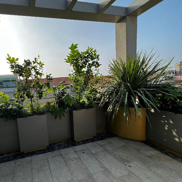 Fioriere su Misura Milano Bologna – Vasi artigianali da balcone terrazzo  per fiori 🌹